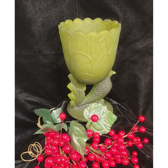 Vintage Green Satin Glass Vase "Dove and Brushes" Pattern by Guernsey Glass Comp - Picture 10 of 15